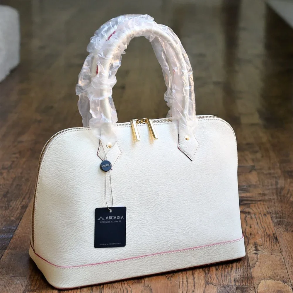 NEW ! ARCADIA  LEATHER BUGATTI BAG WITH DUST BAG. MADE IN ITALY - Picture 6 of 12